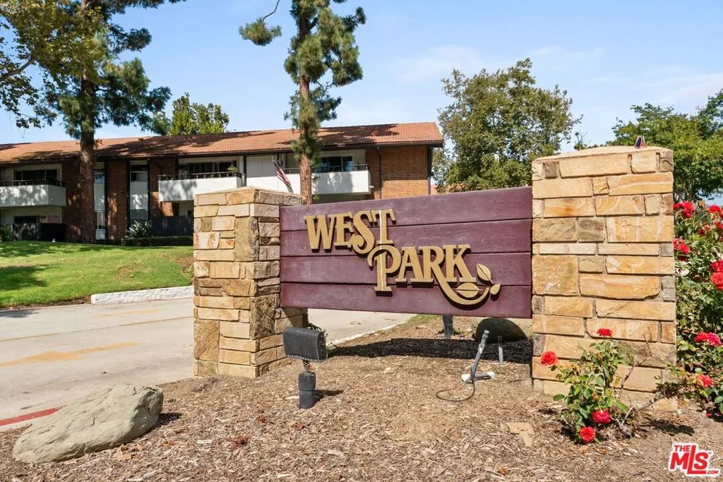 31525 Lindero Canyon Road  home-pic-1