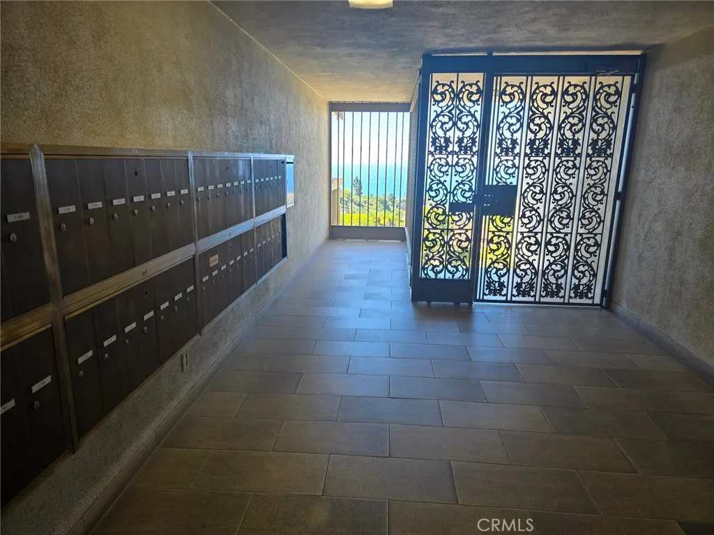 6542 Ocean Crest Drive C-309, Rancho Palos Verdes, California 90275 home-pic-23