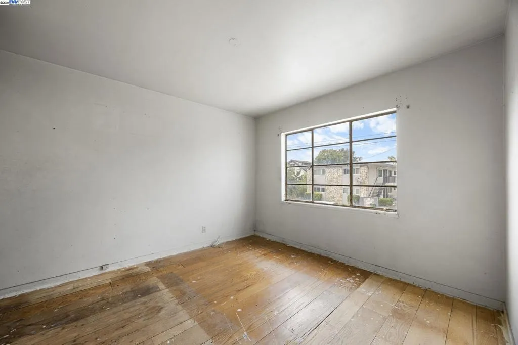 1450 Ward St, Berkeley, California 94702 home-pic-11