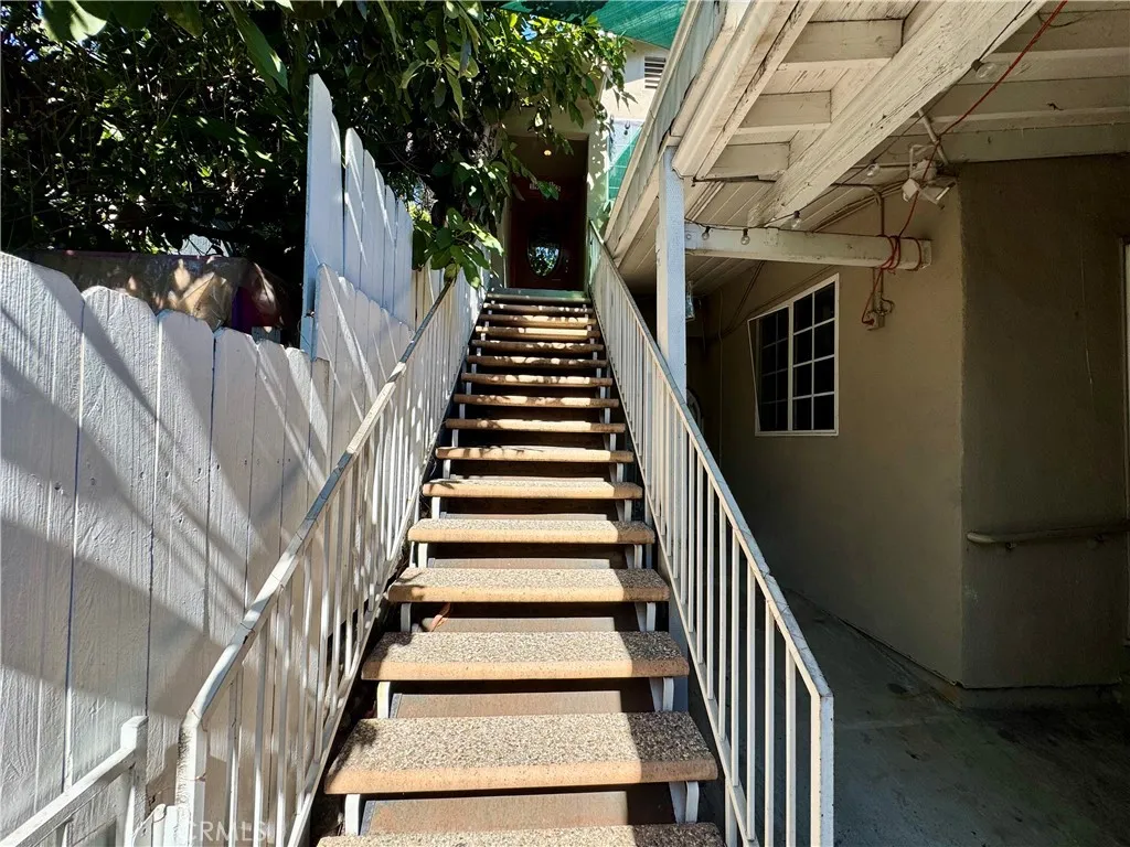 1925 Berkeley, Echo Park, California 90026 home-pic-4