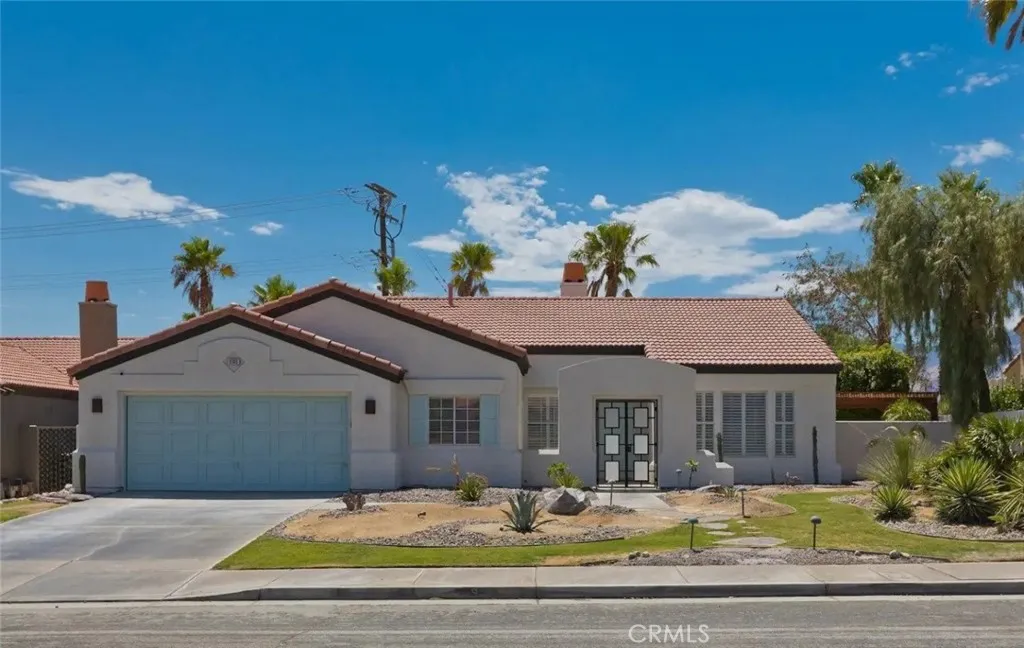 1105 E Via Via San Michael Road, Palm Springs, California 92262 home-pic-0