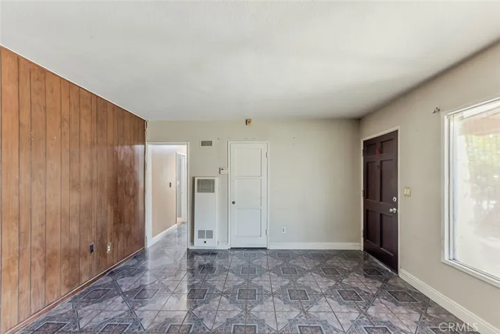 15317 Athol Street, Fontana, California 92335