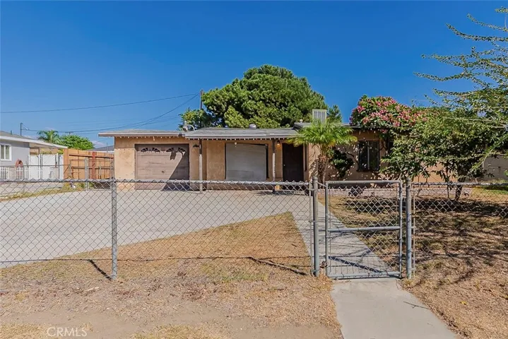15317 Athol Street, Fontana, California 92335