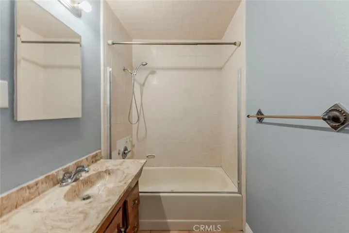 15317 Athol Street, Fontana, California 92335