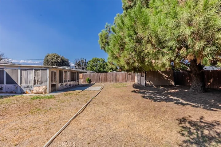 15317 Athol Street, Fontana, California 92335