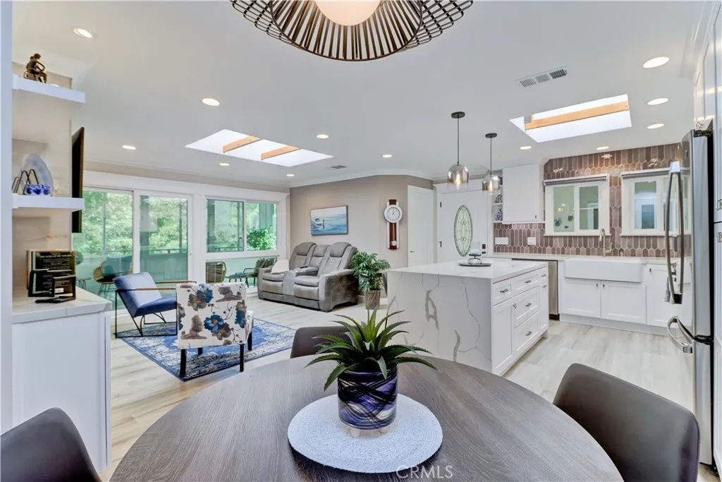 683 Via Alhmabra N, Laguna Woods, California 92637 home-pic-2