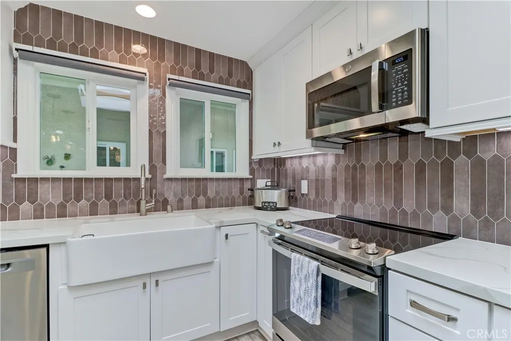 683 Via Alhmabra N, Laguna Woods, California 92637 home-pic-17