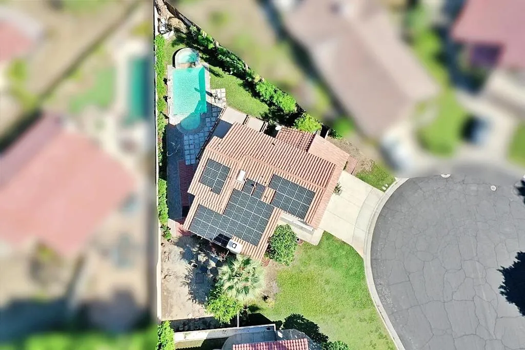 49035 Serenata Court, La Quinta, California 92253 home-pic-68