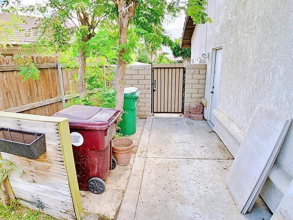 49035 Serenata Court, La Quinta, California 92253 home-pic-76