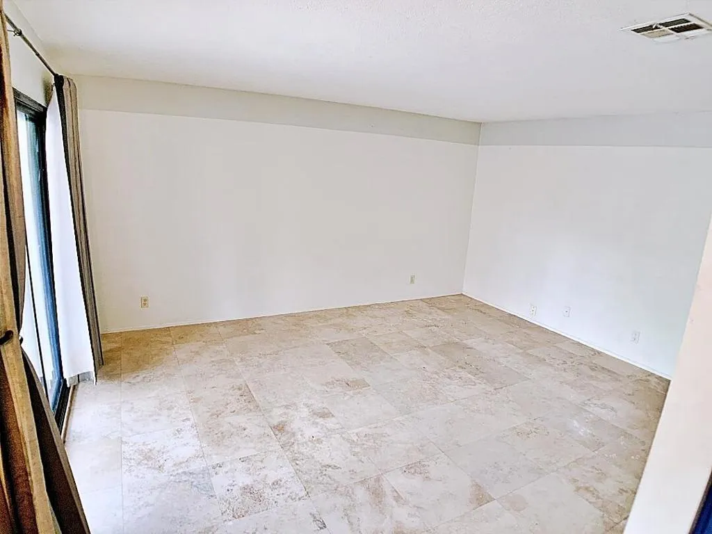 49035 Serenata Court, La Quinta, California 92253 home-pic-18
