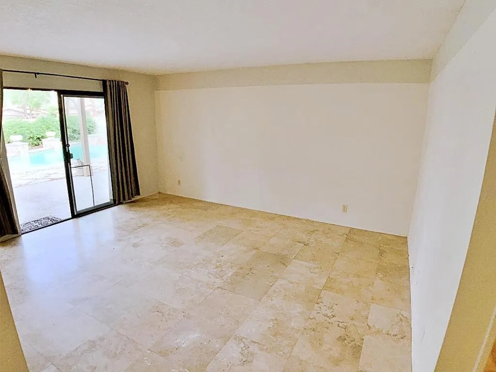 49035 Serenata Court, La Quinta, California 92253 home-pic-20