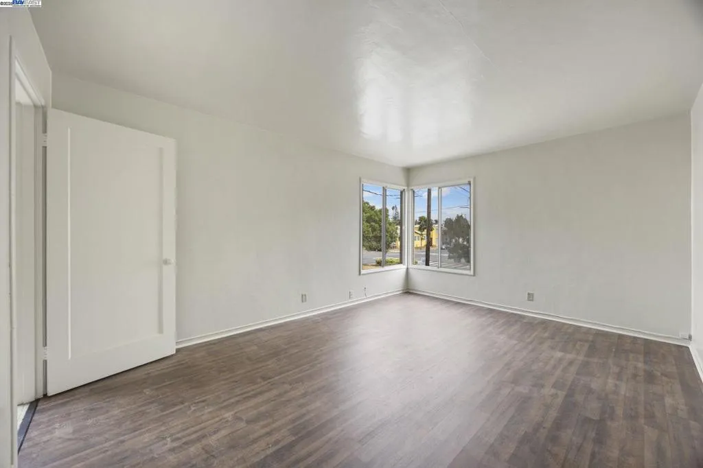 2774 Sacramento St, Berkeley, California 94702 home-pic-1
