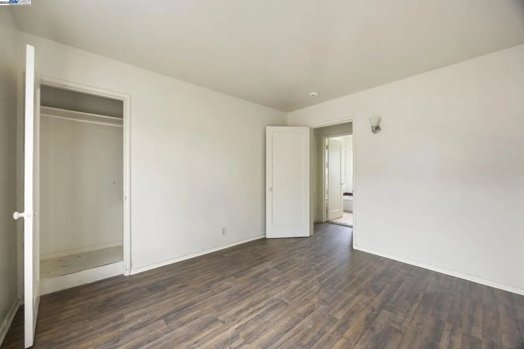 2774 Sacramento St, Berkeley, California 94702 home-pic-7