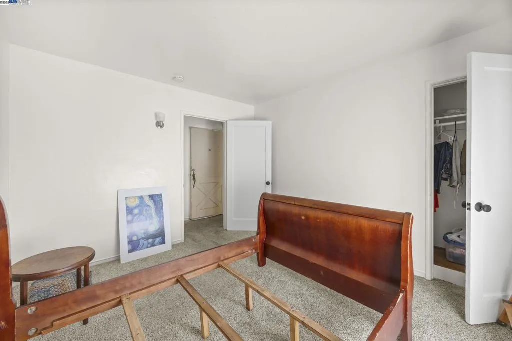 2790 Sacramento St, Berkeley, California 94702 home-pic-13