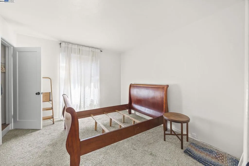 2790 Sacramento St, Berkeley, California 94702 home-pic-12
