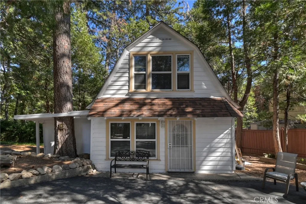 23581 Lake Drive, Crestline, California 92325 home-pic-33