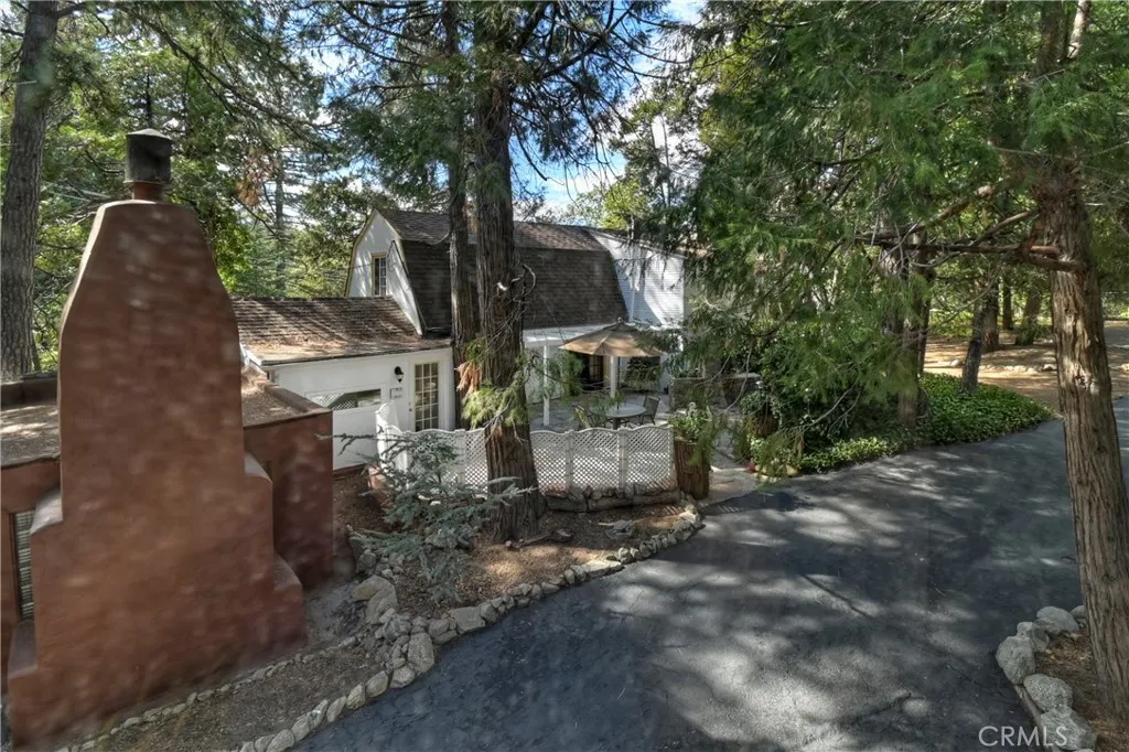 23581 Lake Drive, Crestline, California 92325 home-pic-50