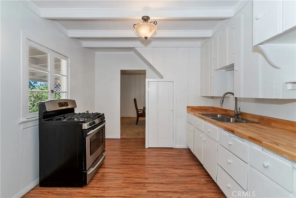Nice roomy Kitchen with Stove, Pantry and Washer/Dryer hook ups and room for a Large Refrigerator..