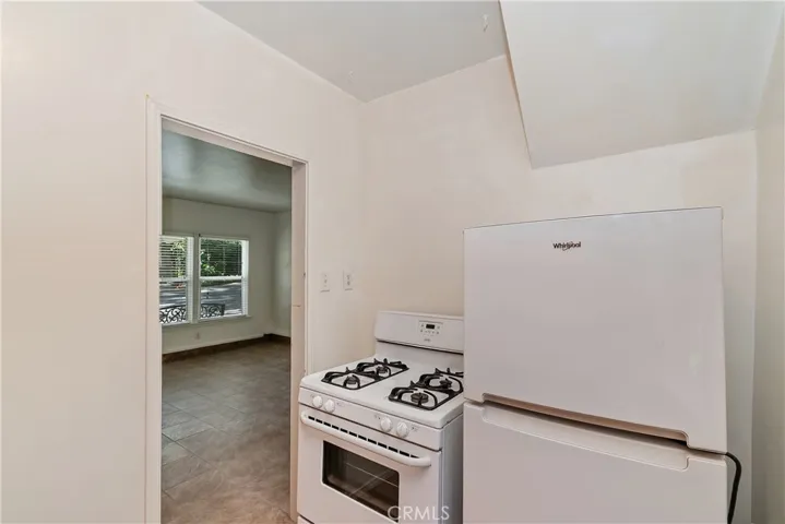 23581 Lake Drive, Crestline, California 92325