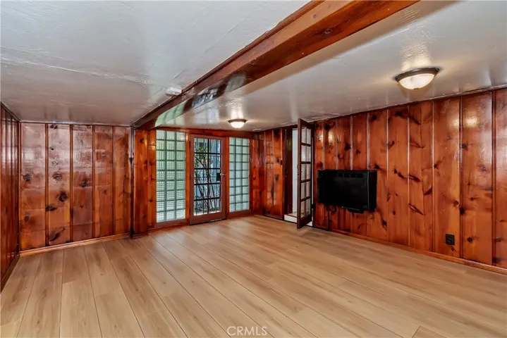 23581 Lake Drive, Crestline, California 92325