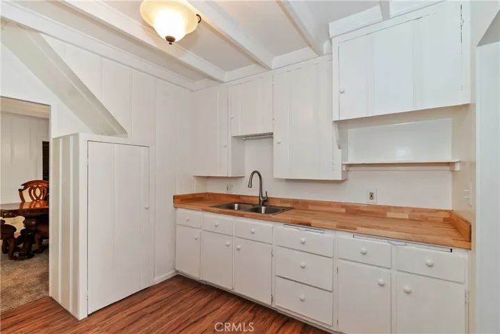 23581 Lake Drive, Crestline, California 92325
