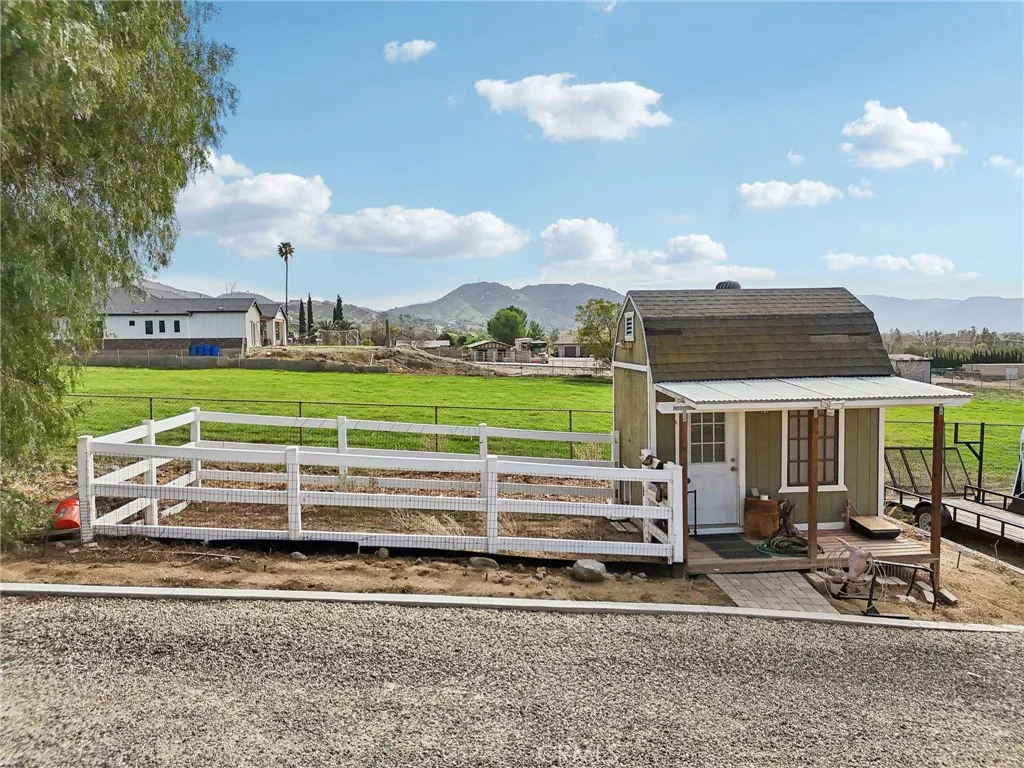 4210 Crestview Drive, Norco, California 92860 home-pic-51