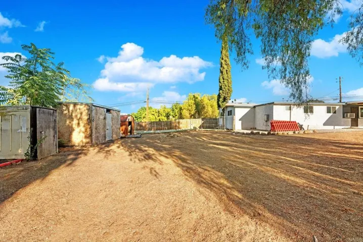 8273 Melrose Lane, El Cajon, California 92021
