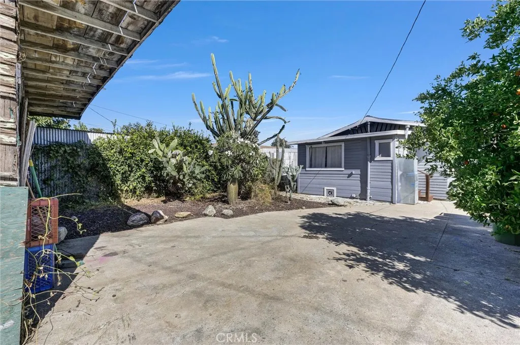 1143 1143 S Grande Vista, Los Angeles, California 90023 home-pic-20