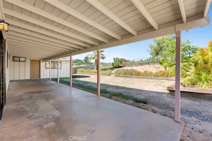 2433 Summerhill Lane, Fallbrook, California 92028