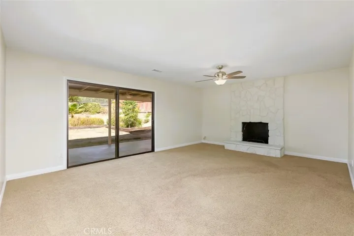2433 Summerhill Lane, Fallbrook, California 92028