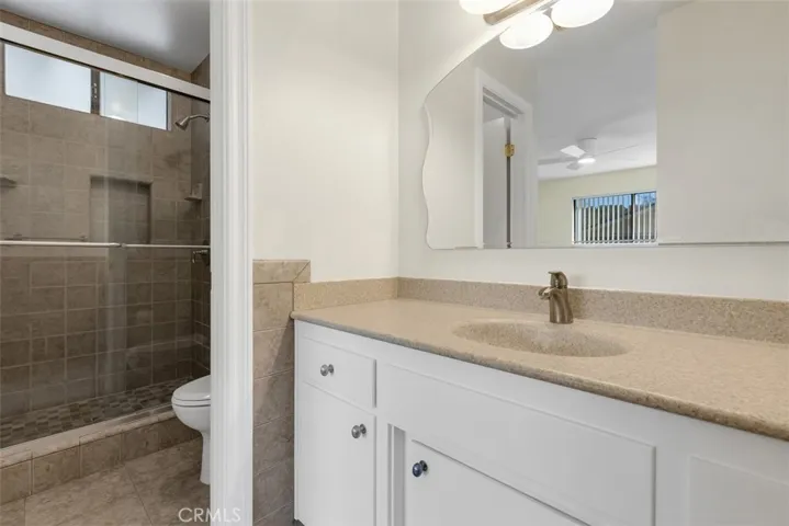 2433 Summerhill Lane, Fallbrook, California 92028