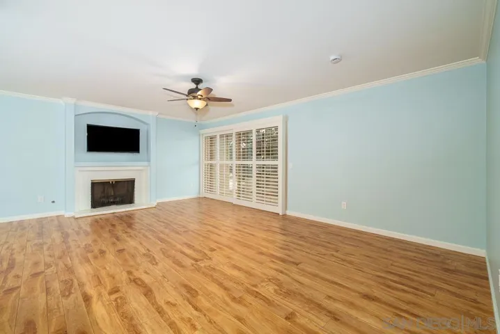 Den/Family/Great Room