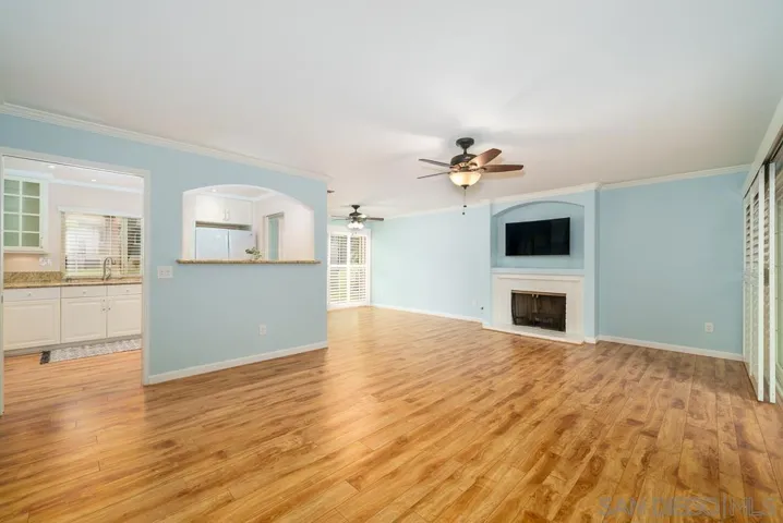 Den/Family/Great Room