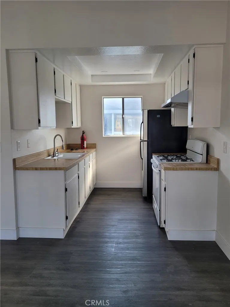 4822 Neely Circle, Huntington Beach, California 92649 home-pic-19