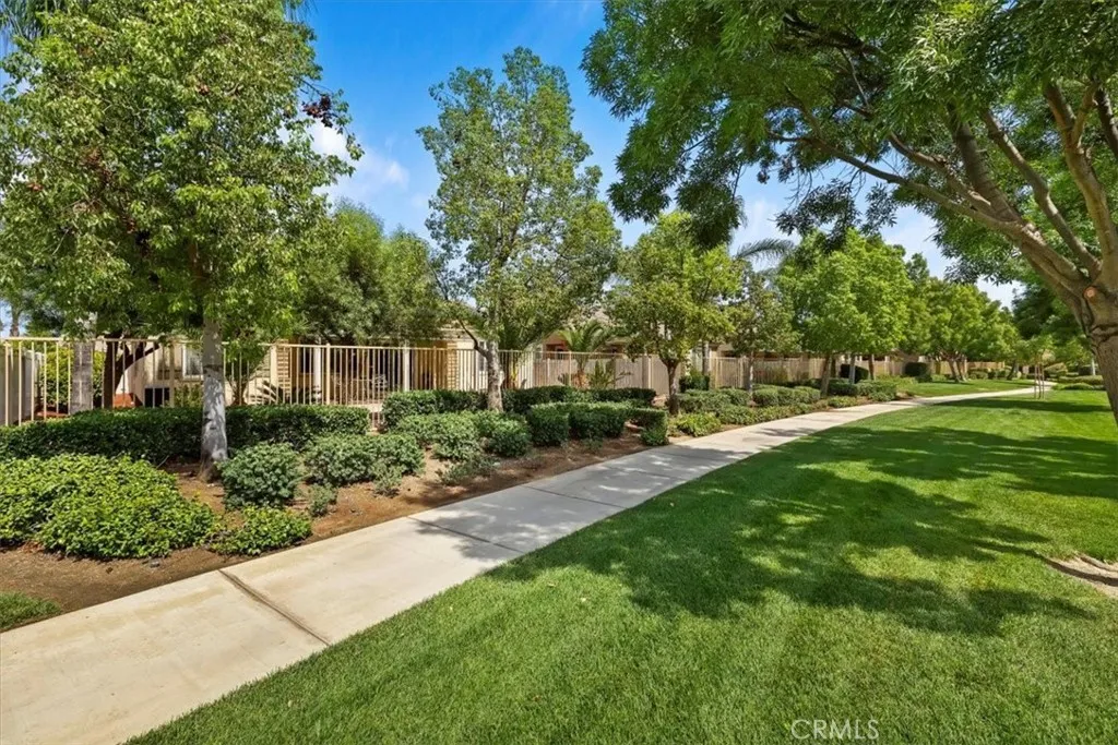 5655 Corte Vallarta, Hemet, California 92545 home-pic-36