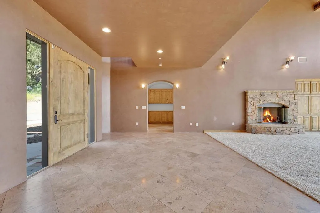 15711 Salida Del Sol, Ramona, California 92065 home-pic-9