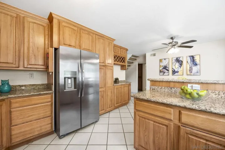15541 Paseo Jenghiz, San Diego, California 92129