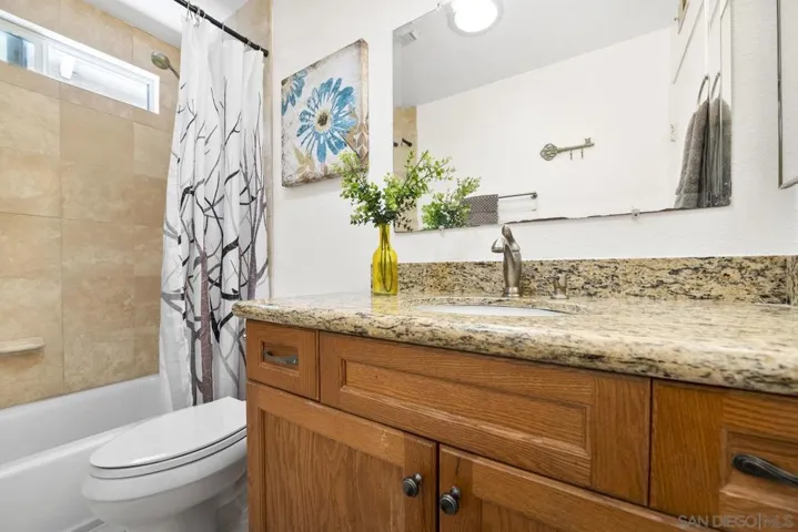 15541 Paseo Jenghiz, San Diego, California 92129