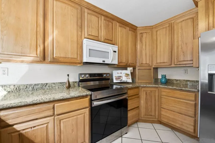 15541 Paseo Jenghiz, San Diego, California 92129
