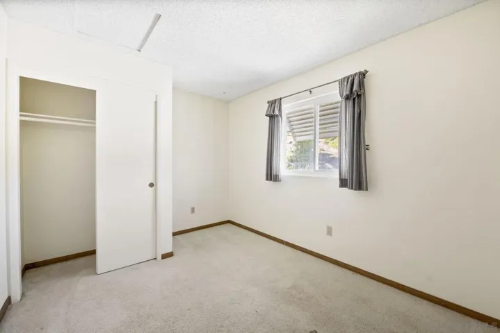 15541 Paseo Jenghiz, San Diego, California 92129
