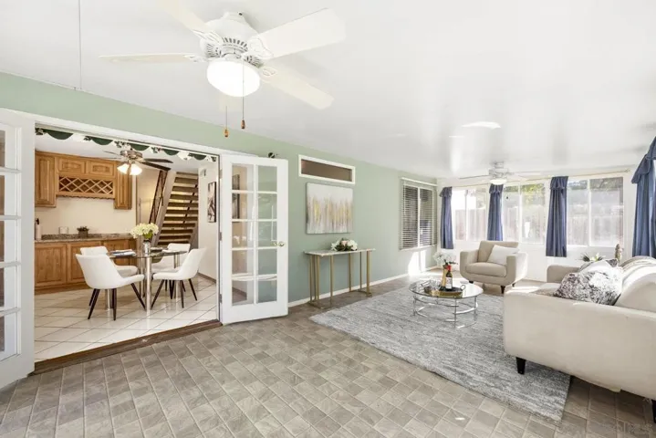 15541 Paseo Jenghiz, San Diego, California 92129
