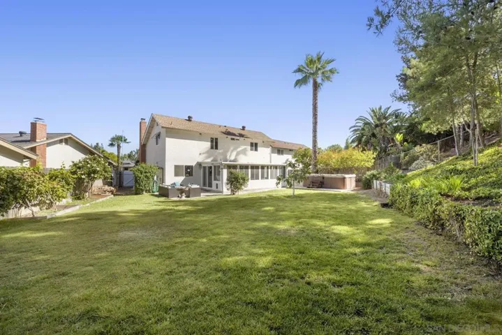 15541 Paseo Jenghiz, San Diego, California 92129