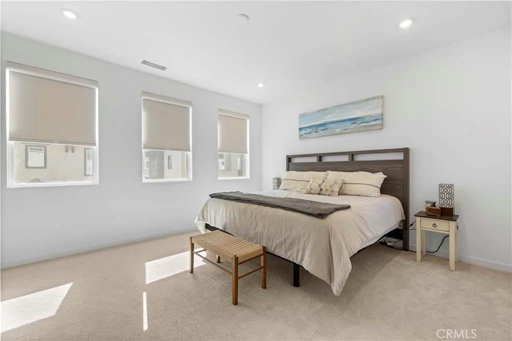 27318 Maverick Place, Valencia, California 91381 home-pic-30