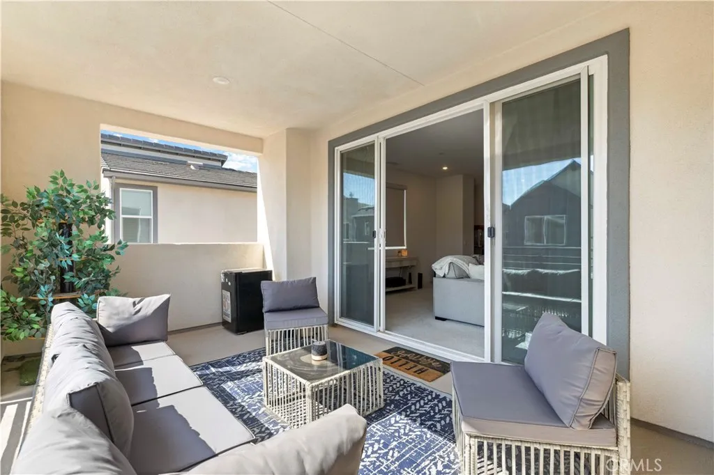 27318 Maverick Place, Valencia, California 91381 home-pic-41