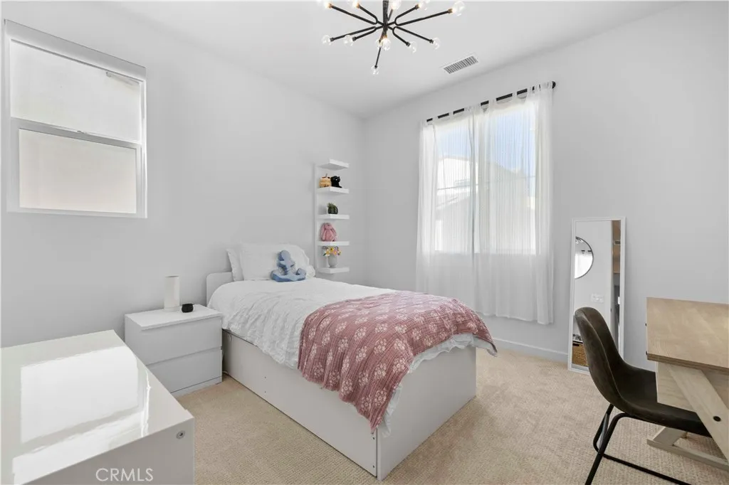 27318 Maverick Place, Valencia, California 91381 home-pic-23