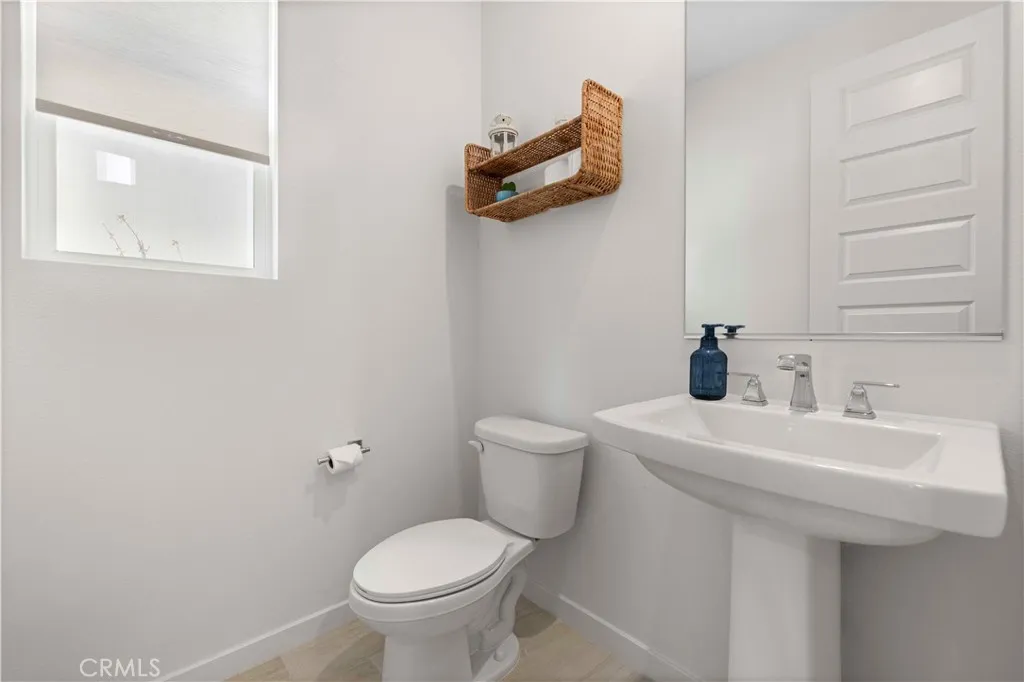 27318 Maverick Place, Valencia, California 91381 home-pic-18