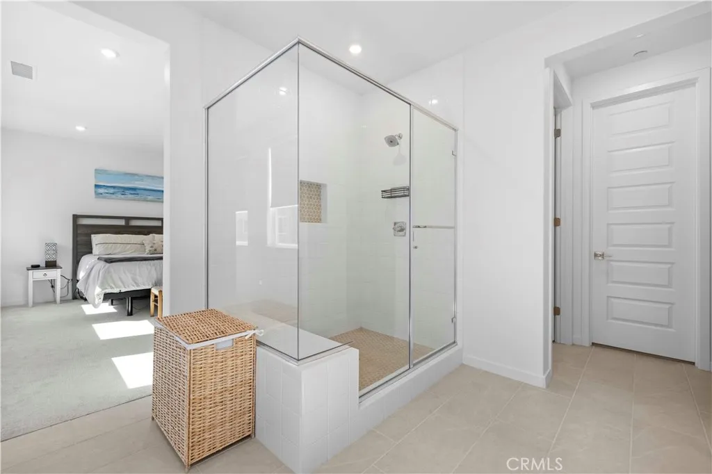 27318 Maverick Place, Valencia, California 91381 home-pic-34