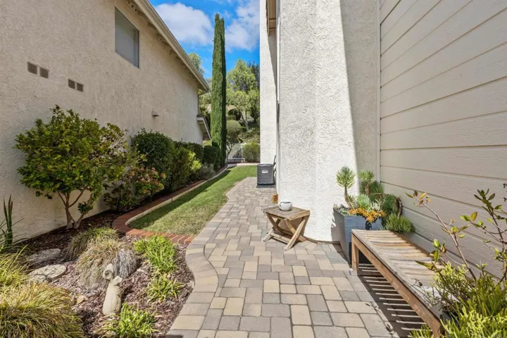 5238 Camino Playa Malaga, San Diego, California 92124