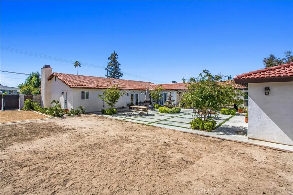 35688 Date, Yucaipa, California 92399 home-pic-30