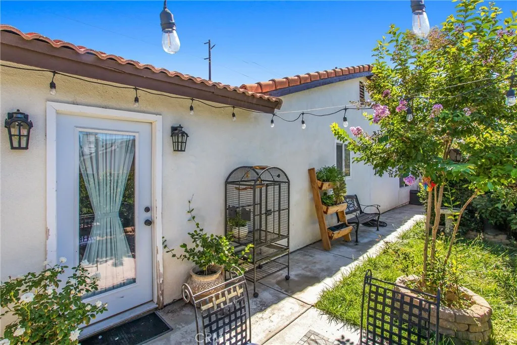 35688 Date, Yucaipa, California 92399 home-pic-24
